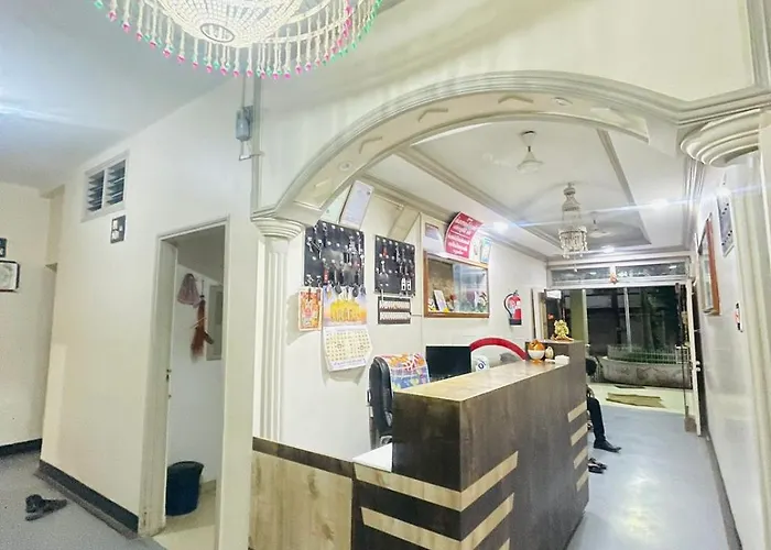 Hotel Rajdhani And Guest House Gujarat - Best Family Hotel In Halol Near Pavagadh And Halol Gidc