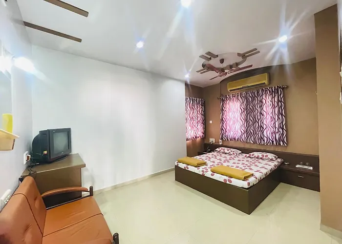 Hotel Rajdhani And Guest House Gujarat - Best Family Hotel In Halol Near Pavagadh And Halol Gidc